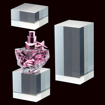 店舗用品演出用品アクリル角柱5cm角H3cmの商品画像