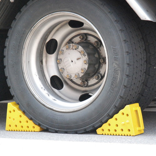駐車場備品 大型車用カーストップ イエロー 56303YLW