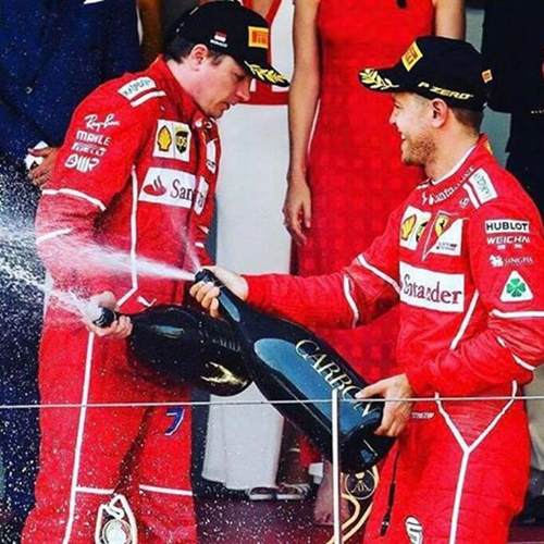 シャンパン カーボン ブリュット F1 エディション 正規品 BOX付 750ml